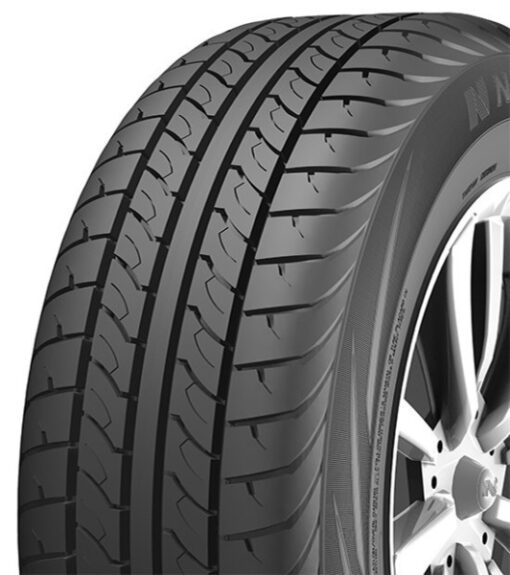 Nankang CW-20 205/65R16C